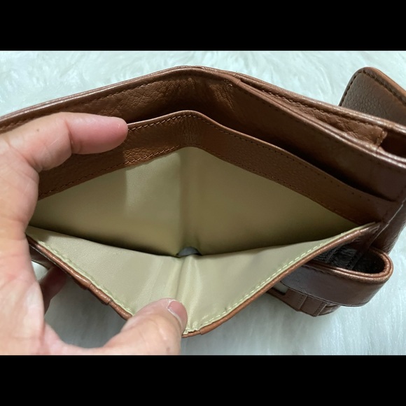 🔥TORY BURCH wallet🔥 - Picture 8 of 12